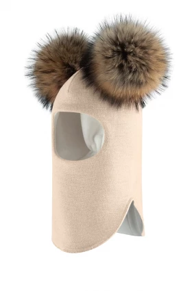Зимняя шапочка-шлем Corona.hm "Карамелька" беж золотой с 2 натуральными помпонами енот