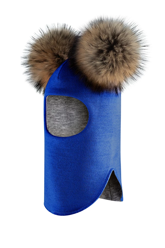 Зимняя шапочка-шлем Corona.hm "Карамелька" электрик с 2 натуральными помпонами енот