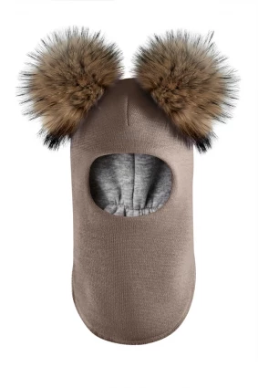 Зимняя шапочка-шлем Corona.hm "Карамелька" капучино с 2 натуральными помпонами енот