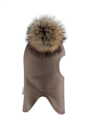 Зимняя шапочка-шлем Corona.hm "Карамелька" капучино с 2 натуральными помпонами енот