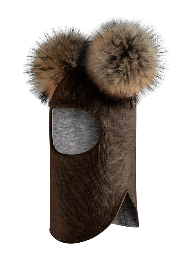 Зимняя шапочка-шлем Corona.hm "Карамелька" шоколад с 2 натуральными помпонами енот