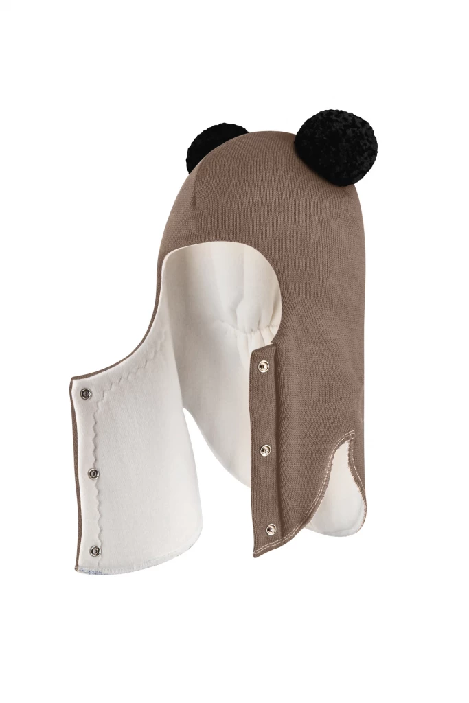 Зимняя шапочка шлем Corona.hm "Пандочка с черными помпонами" на кнопочках молочный шоколад