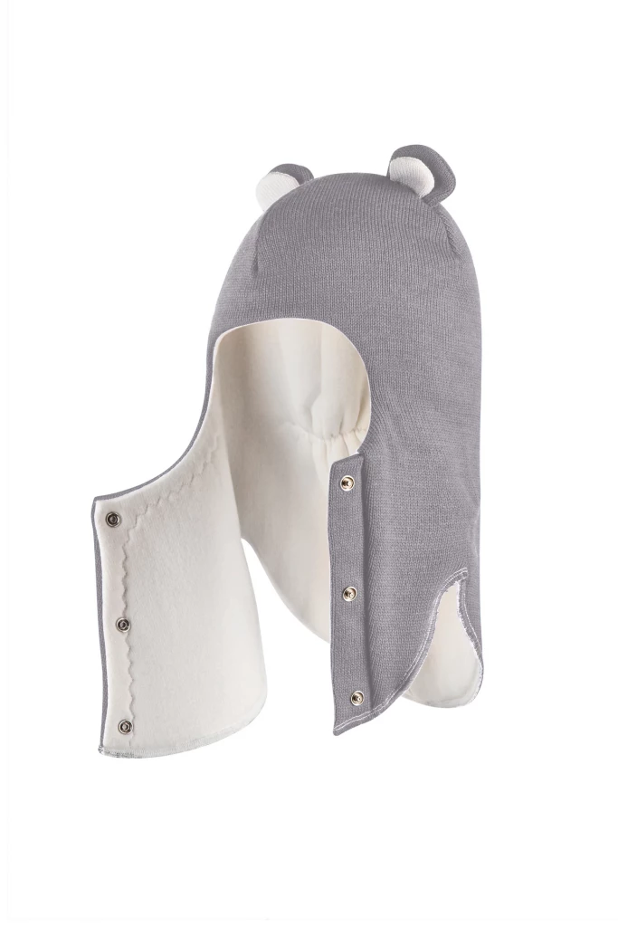 Зимняя шапочка-шлем Corona.hm "Мисс Мишутка" на кнопочках дымка